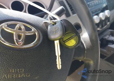 2009 Toyota Tundra Grade 5.7L V8 из США, поврежденный, VIN 5TFRV54129X071651